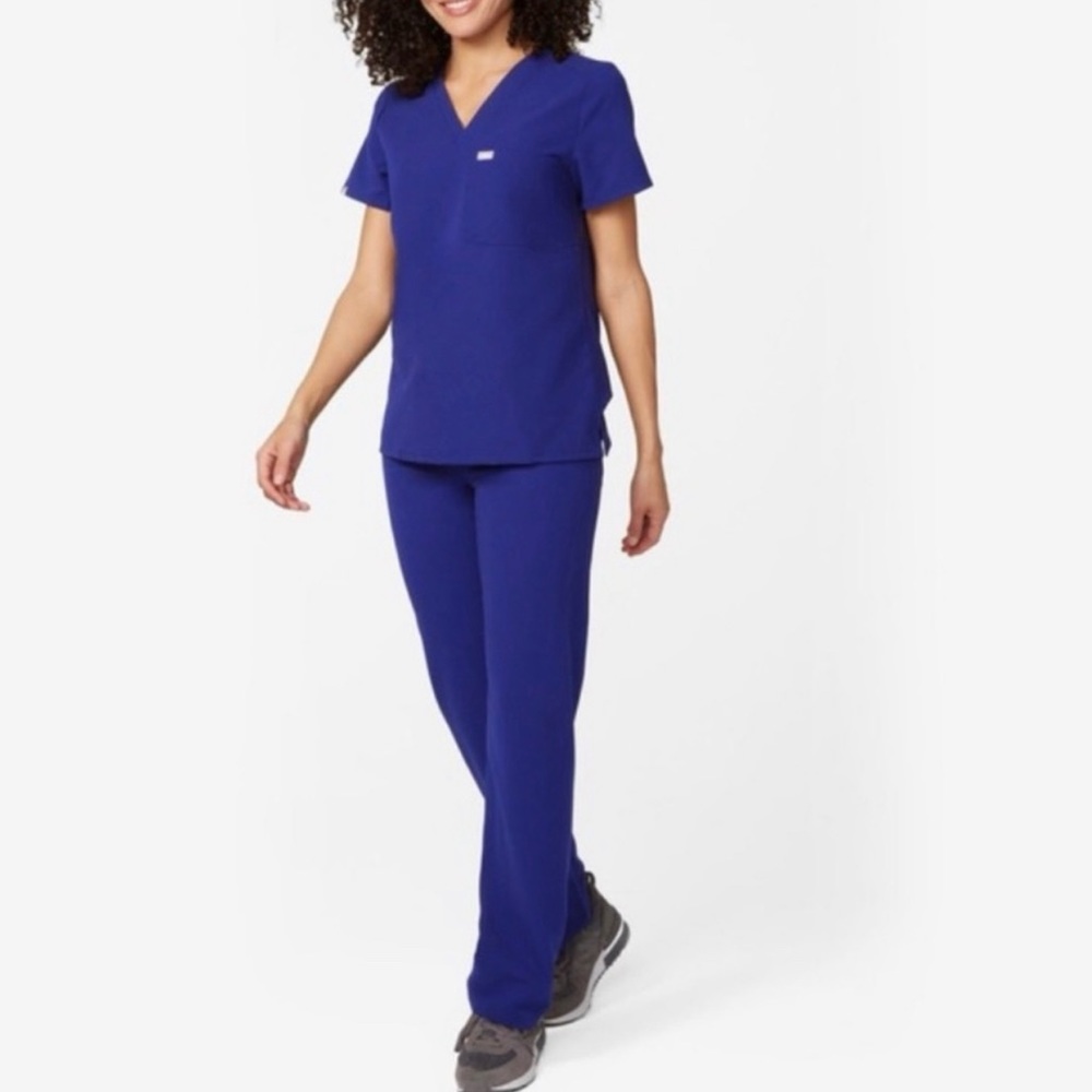 Figs Women's Straight Leg Scrub Pants in Royal Blue